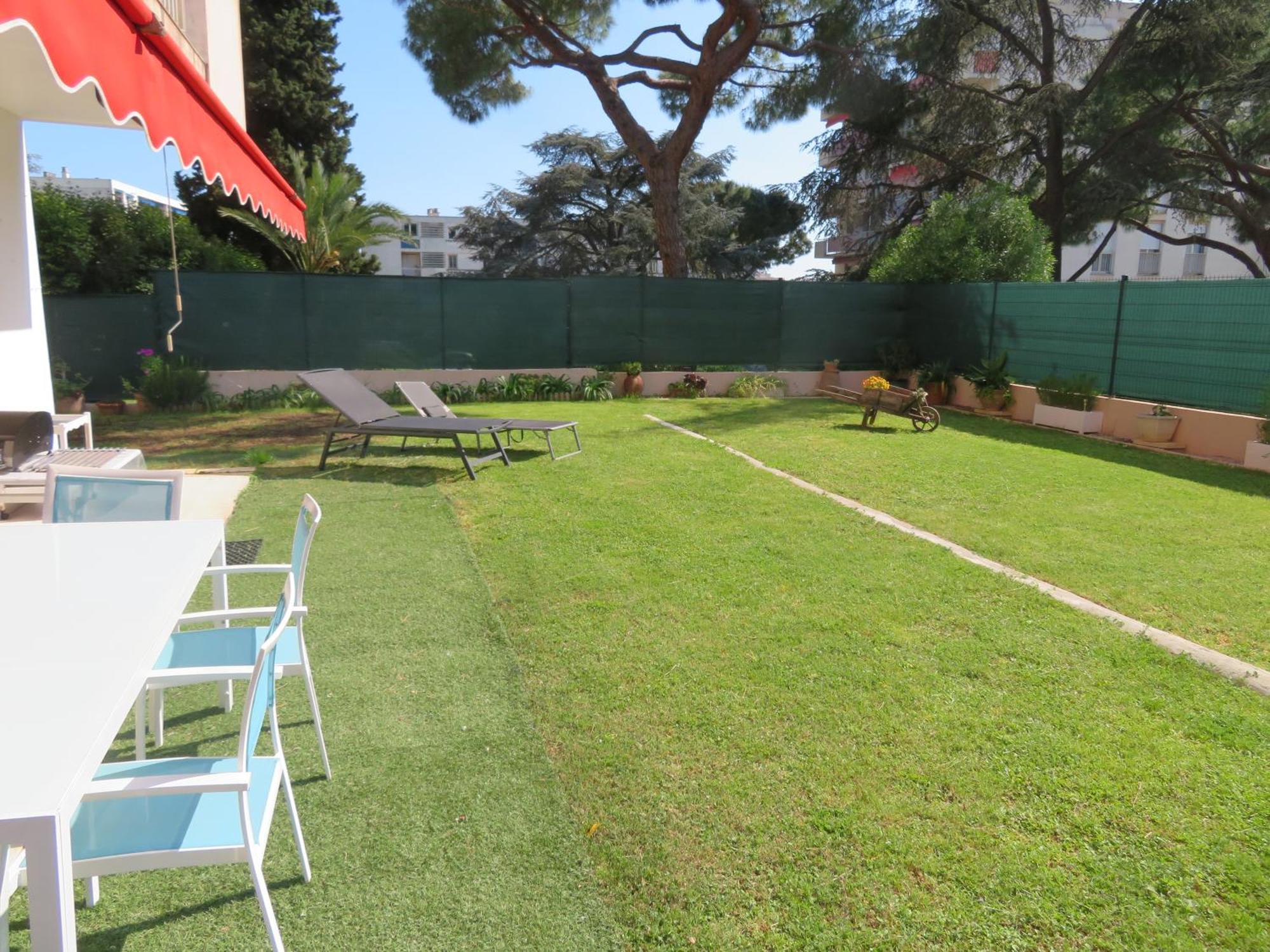 Superbe Rez De Jardin Dans Residence Au Calme Nice Exterior foto
